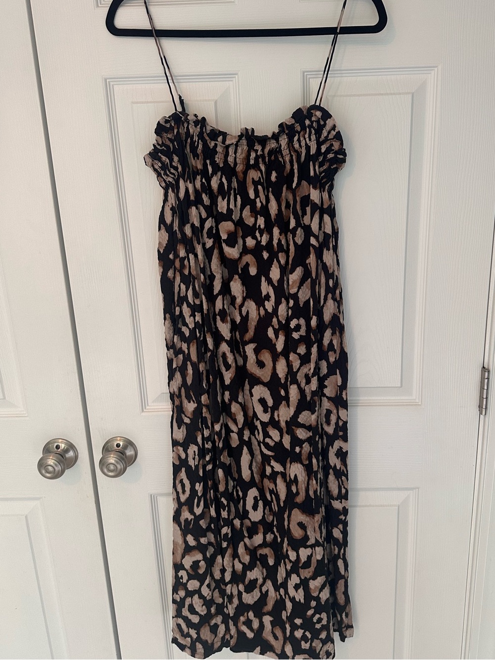 H&M Dress Womens Medium Black Leopard Print Midi Crinkle Boho Beach Tropical - Picture 14 of 16